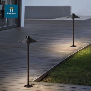 Lampe de jardin LED d'extérieur en forme de champignon IP65 Aluminium Path & Landscape Lighting DC AC Power with Umbrella-Shaped Design - Product Image 3