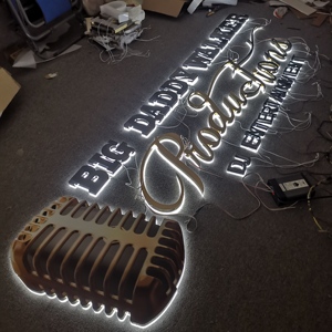 LED Backlit <span class=keywords><strong>Sinage</strong></span> Gương Đánh Bóng 3D Signage Trong Nhà Tiếp Nhận <span class=keywords><strong>Sinage</strong></span> - Product Image 5