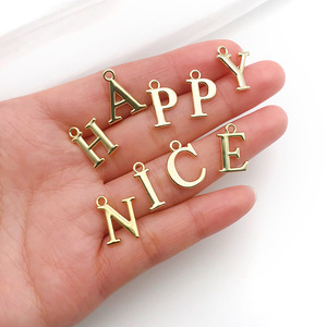 Nouveau porte-clés mousqueton vintage en acier inoxydable doré et <span class=keywords><strong>argent</strong></span>é, étanche, <span class=keywords><strong>avec</strong></span> lettre initiale en relief, pour sacs de femme, breloque pendentif - Product Image 3
