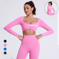 Haut de yoga à manches longues pour femme avec logo personnalisé et short push-up pour la gym, la course et les activités sportives