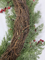 Pas cher Haute Qualité Artificielle 24 Pouces PE Pin Aiguille Floqué Neige Couronne de Noël