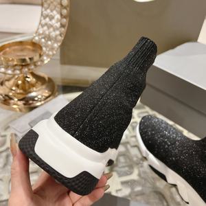 Chaussettes et <span class=keywords><strong>chaussures</strong></span> décontractées de luxe pour hommes et femmes, tendance haut de gamme pour couples, <span class=keywords><strong>chaussures</strong></span> de sport en tissu tricoté 3D de marque. - Product Image 5