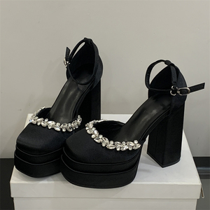 OEM/ODM Customized 2025 New Style Bridal Wedding High <b>Heels</b> Crystal Decorated Wedge <b>Heel</b> Outdoor Sandals - Product Image 3