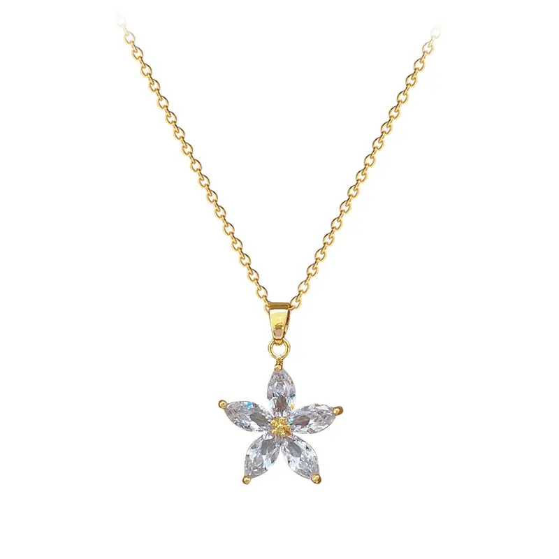 Modeschmuck-Halsketten 18kgp Zincir Kolye Damenkreuz Mondset plattiert Name zierlich Perlen Schmetterling kubanischer Charme Rauschhalskette