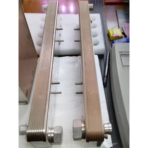 เครื่องแลกเปลี่ยนความร้อนแบบแผ่นเชื่อมติดกัน รุ่น F85H 16/1P ระบายความร้อนด้วยน้ำแรงดันสูง สำหรับชุดปั๊มความร้อน - Product Image 4