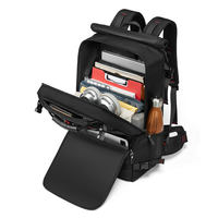 Sac à dos grande capacité pour réunions clients avec profil de transport équilibré, surface imperméable, développement de produits ODM