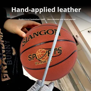 <span class=keywords><strong>Basket</strong></span>-ball n° 7 Ballons de football bleus marron pour adultes, résistants à l'usure, pour entraînement, camp, club, école, vente en gros, compétition, usage extérieur, personnalisables - Product Image 5