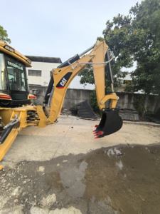 รถตักดิน420F หนอนผีเสื้อแบบใช้แล้วเครื่องจักรก่อสร้าง420F แมวมือสอง - Product Image 6