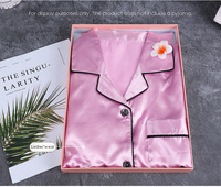Boîte à pyjama de luxe moderne rose avec logo personnalisé, écologique, laminage mat, revêtement UV, emballage de vêtements, boîte cadeau avec couvercle