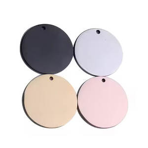 Chaveiros Personalizados em Aço Inoxidável com Nome Gravado a Laser, Disco Redondo Único, Acabamento Polido e Banho de Ouro - Product Image 6