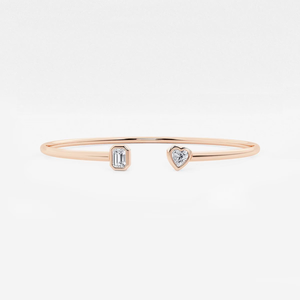Brazalete Abierto de 7 Pulgadas con 1.2 CTW de Esmeraldas y Diamantes Cultivados en Laboratorio, Joyería Fina Moderna y Elegante - Product Image 2