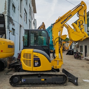 Excavatrice sur chenilles Komatsu PC40 d'occasion en bon état, poids opérationnel de 4 tonnes, composants principaux : moteur, pompe à engrenages, composants d'origine - Product Image 1