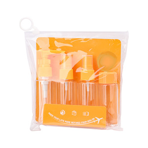 Juego de botellas de viaje para maquillaje, 5 piezas, amarillo, envases cosméticos recargables para champú, gel de baño, cuidado de la piel en movimiento - Product Image 1