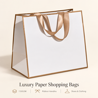 Sacs shopping en papier de luxe avec logo personnalisé, 150 g/m², poignée en ruban, pour chaussures, vêtements, boutiques, emballage de détail, commandes en gros