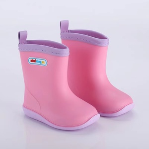 Chaussures de pluie pour enfants de couleur unie garçons et filles bottes de pluie antidérapantes pour bébés poids léger belles bottes <span class=keywords><strong>d</strong></span>'<span class=keywords><strong>eau</strong></span> quatre saisons pour enfants - Product Image 3