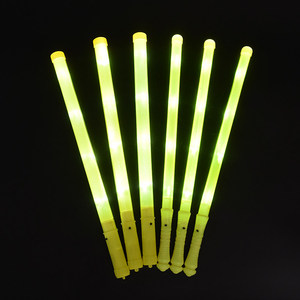 Serre-tête lumineux en plastique jaune en forme d'étoile à cinq branches pour concerts et spectacles d'adultes et d'enfants - Product Image 6