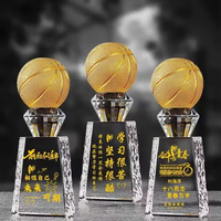 Trophées et récompenses sportifs en résine or, argent, bronze, personnalisables, pour basketball, football et autres sports, avec cristaux