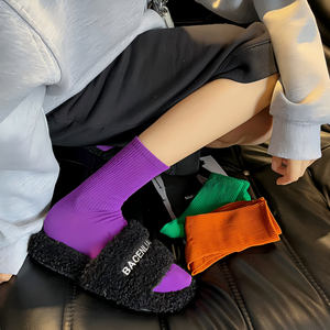 Chaussettes en tricot de haute qualité pour femmes, nouvelle mode, vente en gros, avec logo sur le revers, style décontracté, respirantes, pour l'automne - Product Image 6