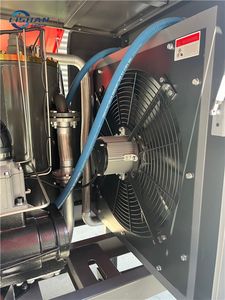 เครื่องอัดอากาศแบบสกรูเคลื่อนที่ LISHAN สำหรับงานกลางแจ้ง ใช้หล่อลื่นด้วยน้ำมัน สำหรับงานเหมืองและเหมืองหิน ใช้ไฟ AC กำลังไฟ 132 กิโลวัตต์ ระบายความร้อนด้วยอากาศ ทำงานเงียบ - Product Image 4