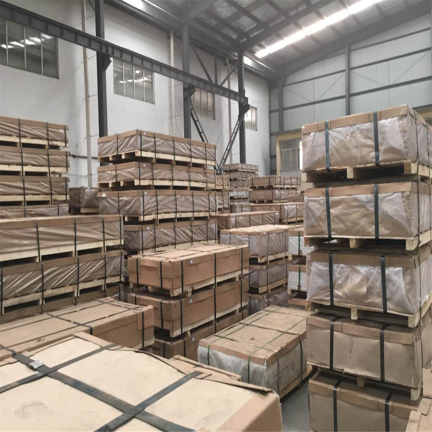 ASTM A554 Grade 201/304L/316L Stainless Steel Tube Mirror Polishing Surface Decorative Stainless Steel Ornamental Pipe