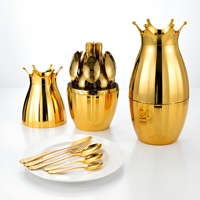 Ensemble de couverts en acier inoxydable épais de luxe avec logo et motif personnalisés |   24 pièces d'argenterie (fourchettes, cuillères et couteaux) avec support de rangement en forme de couronne