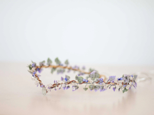 تاج زفاف فاخر مصنوع يدويًا من نيانكان للنساء، تاج زهري بلون اللافندر، تاج كريستالي على شكل عصابة رأس للعرائس - Product Image 2