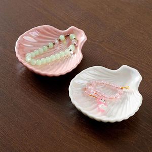 Bandeja de baratija de cerámica con forma de concha Irregular creativa de estilo nórdico para joyería, collares, pendientes, anillo, decoración, modelo NINGDA 201 - Product Image 3