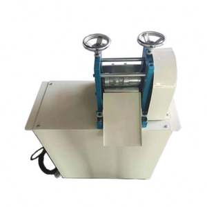 Machine à gaufrer hydraulique pour ceintures en cuir véritable, avec rouleau de repassage, placage, polissage et personnalisation de motifs animaux rotatifs - Product Image 6