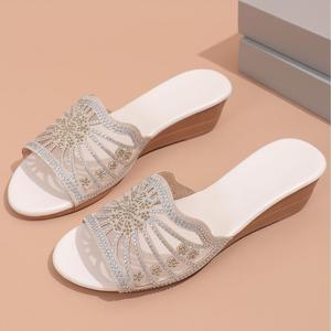 Vente directe d'usine, sandales compensées légères pour l'été, plateforme tendance, semelle intérieure confortable en EVA pour femmes - Product Image 6