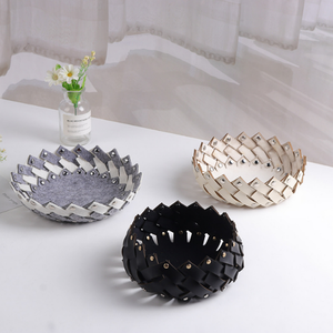 <span class=keywords><strong>Panier</strong></span> à fruits en cuir, <span class=keywords><strong>panier</strong></span> <span class=keywords><strong>de</strong></span> rangement tissé à la main, écologique, multifonctionnel, fournitures <span class=keywords><strong>de</strong></span> <span class=keywords><strong>bureau</strong></span>, organisateur <span class=keywords><strong>de</strong></span> <span class=keywords><strong>bureau</strong></span>, <span class=keywords><strong>panier</strong></span> <span class=keywords><strong>de</strong></span> rangement personnalisé <span class=keywords><strong>de</strong></span> luxe - Product Image 1