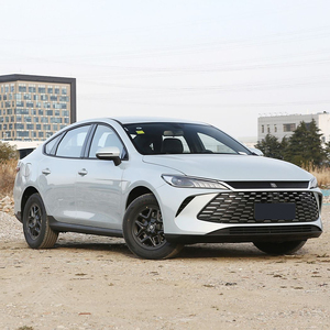 <span class=keywords><strong>Pas</strong></span> <span class=keywords><strong>cher</strong></span> BYD Qin PLUS DM-i Voiture hybride à vendre. Les véhicules New Energy de Byd sont des berlines populaires. Acheter 2025 Qin Plus DM-i - Product Image 3