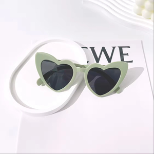 Gafas de Sol Personalizadas con Estampado de Corazón en Blanco, Rosa y Amarillo, Populares para Fiestas de Mujeres, Venta al Por Mayor - Product Image 6