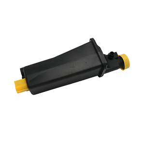 Botella de tanque de expansión de refrigerante para radiador 17117573780 17137787040 para <span class=keywords><strong>BMW</strong></span> <span class=keywords><strong>E46</strong></span> X5 E53 316i 318i 320 330 - Product Image 2