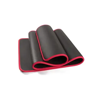 Individuelle NBR-Yoga-Matte rote Kante Anti-Rutsch waschbar 183 * 61 cm * 10 mm NBR-Yoga-Matte mit Riemen