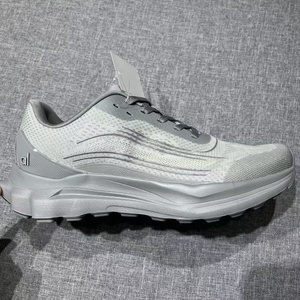 Zapatillas Deportivas Unisex con Suela Gruesa, Material de Malla Transpirable de Alta Calidad, para Correr al Aire Libre, Ligeras - Product Image 3
