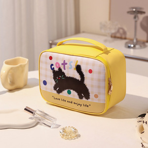 Boîte à cosmétiques imprimée avec une citation inspirante - Trousse de maquillage de voyage à motifs color block, à carreaux et à fruits - Product Image 4
