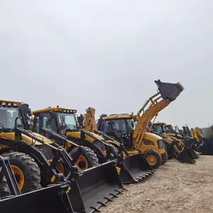 Modo de direção de caranguejo 4 rodas steer 2.5 ton 388H ROPS com A/C pequena retroescavadeira com preço competitivo.