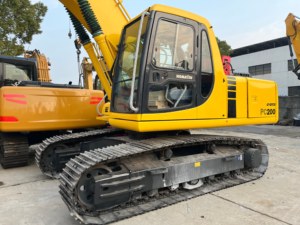 Excavatrice sur chenilles hydraulique Komatsu PC200-6 d'occasion, vente en gros d'usine, modèles Komatsu PC200-6 et Komatsu PC200-7 en promotion - Product Image 4