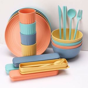 Vente en gros d'assiettes réutilisables personnalisées avec logo pour la cuisine et les restaurants, vaisselle nordique biodégradable incassable en paille de blé - Product Image 2