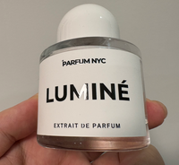 Étiquette autocollante de luxe en vinyle brillant avec logo 3D personnalisé pour marque de parfum, impression UV sélective en relief
