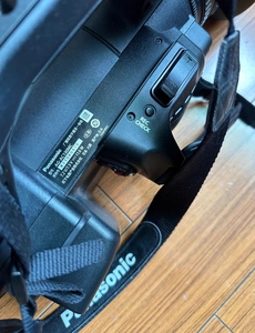 Appareil photo numérique Panasonic avec <span class=keywords><strong>zoom</strong></span> optique 22x, 1080P, en plastique, 90% neuf, original, 130MC/130AMC, pour mariages et réunions - Product Image 4