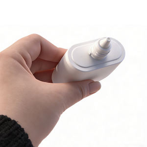 Mini flacon compact carré vide de 30 ml et 50 ml en plastique pour fond de teint et crème solaire avec sangle de suspension - Product Image 2