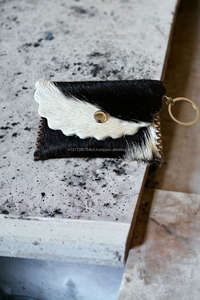 กระเป๋า CROWN BAGS รุ่นขายดี กระเป๋าใส่เหรียญแฟชั่นสไตล์ตะวันตกสำหรับผู้หญิง ทำด้วยมือจากหนังวัวแท้ ขนสัตว์ ซิปปิดแบบโปร่ง ดีไซน์ล่าสุด - Product Image 2