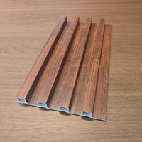 Panneaux muraux commerciaux ignifuges WPC PVC insonorisants imperméables à motif floral damassé pour murs et plafonds