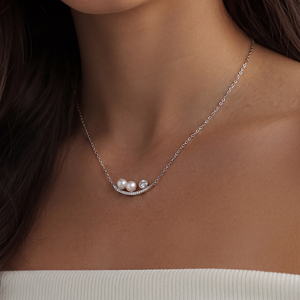 Collar de Plata S925 con Doble Perla de Agua Dulce y Colgante de Barra Arqueada con Diamantes CZ, Regalo de Joyería para Mujer - Product Image 4