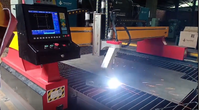 Machine de découpe plasma à portique CNC LANCNC, robuste, pour découpe biseautée de tôles ou plaques métalliques, avec option de découpe au chalumeau