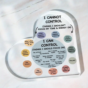Decorazioni per ufficio "cose che posso controllare" per ufficio in stile regalo a forma di cuore in acrilico - Product Image 1