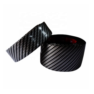 <span class=keywords><strong>Protector</strong></span> de alféizar de puerta de <span class=keywords><strong>goma</strong></span> de fibra de carbono 5D, pegatinas de <span class=keywords><strong>coche</strong></span> de 5CM, accesorios exteriores para artículos de estilo de <span class=keywords><strong>coche</strong></span> para accesorios - Product Image 2