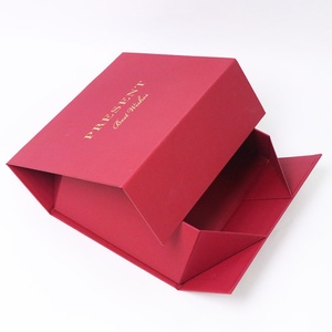 Boîte à chaussures pliante rouge personnalisée par le fabricant, emballage magnétique, boîte cadeau en papier, boîte de rangement pour vêtements, boîte magnétique avec logo - Product Image 4