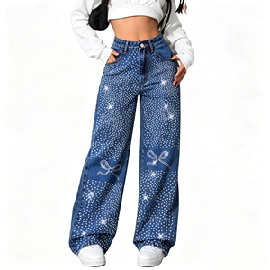 <span class=keywords><strong>Jeans</strong></span> de Mezclilla Azules Estilo <span class=keywords><strong>Coqueta</strong></span> para Mujer, con Pedrería en Toda la Cintura, Diseño de Lazo con Cristales Brillantes - Product Image 2